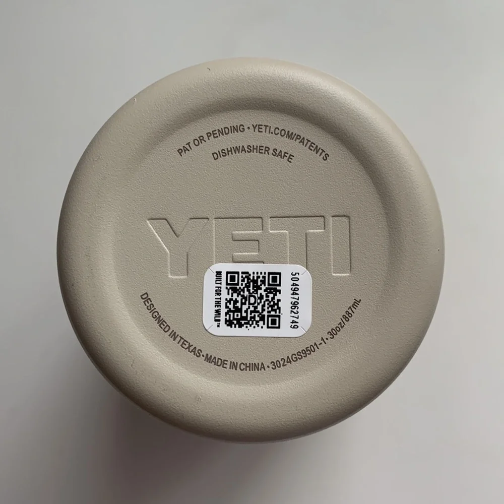 YETI Cream Rambler 30oz 887ml - Picture 4 of 11